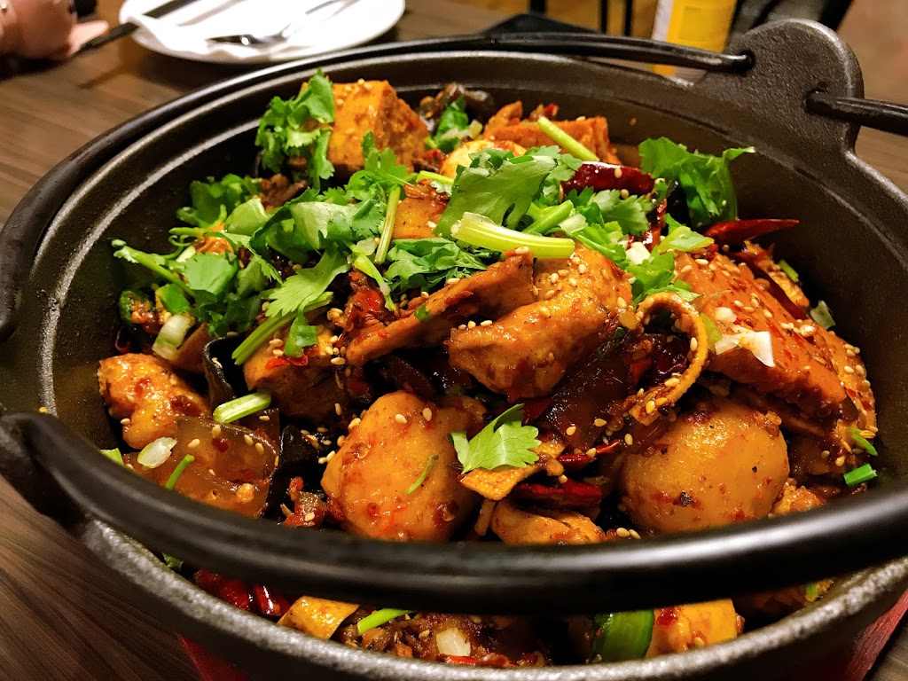 Oranges Fried Food | 1790 Wyandotte St W, Windsor, ON N9B 1J1, Canada | Phone: (519) 915-0643