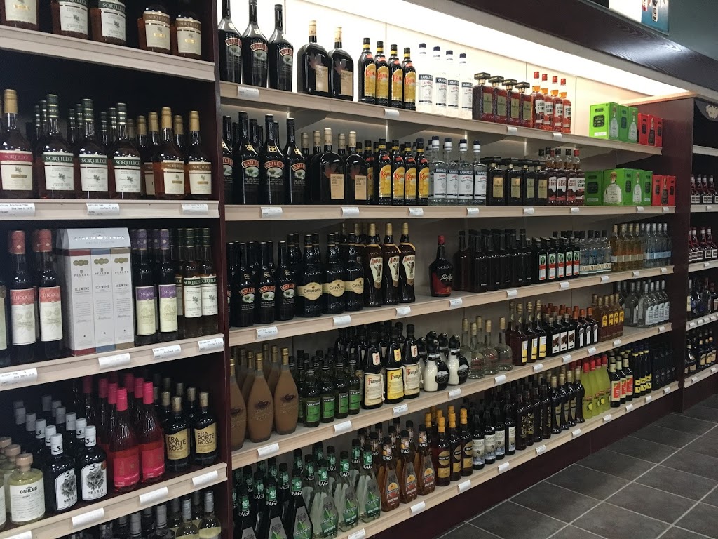 Duty Free Lacolle | 303 Rte 221 sud, Lacolle, QC J0J 1J0, Canada | Phone: (450) 246-2339