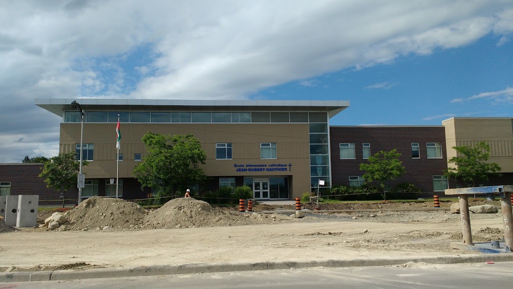 Elementary School Catholic Jean-Robert-Gauthier | 651 Chapman Mills Dr, Nepean, ON K2J 3V1, Canada | Phone: (613) 820-0757