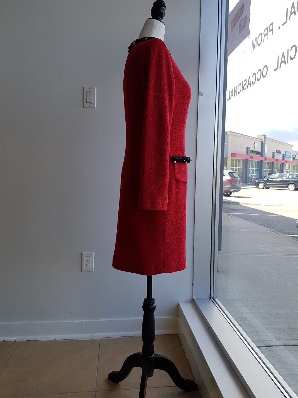 Kims Needle | 4452 Limebank Rd, Gloucester, ON K1V 2N8, Canada | Phone: (613) 406-3969