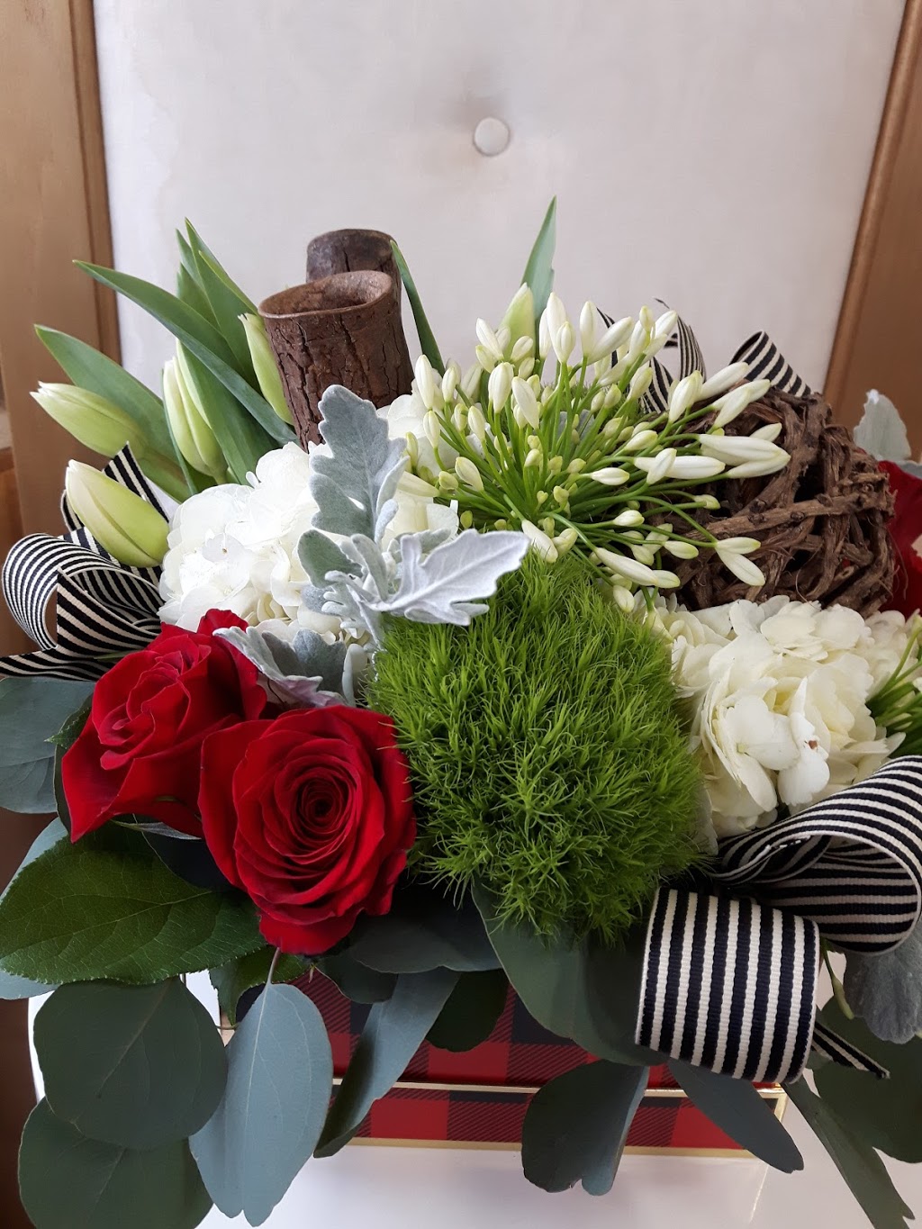 Primavera Flowers & More Ltd. | 174 Woodbridge Ave, Woodbridge, ON L4L 2S8, Canada | Phone: (905) 850-7545