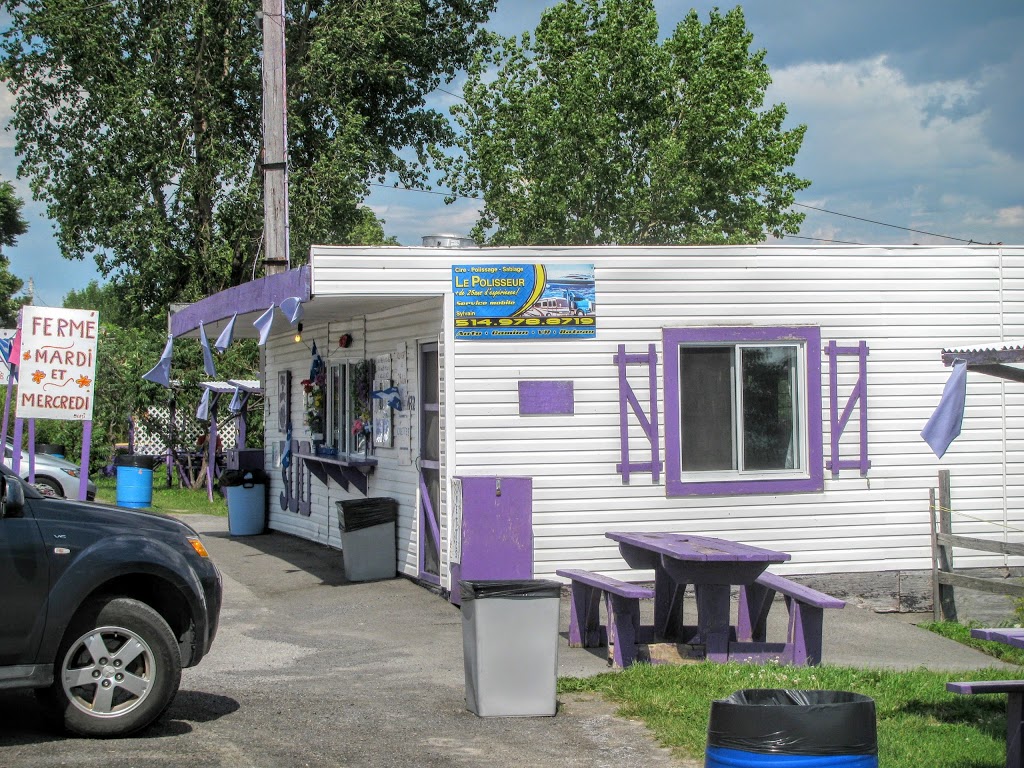 Iris Du fleuve | 472 Rue Notre-Dame, Saint-Sulpice, QC J5W 3X4, Canada