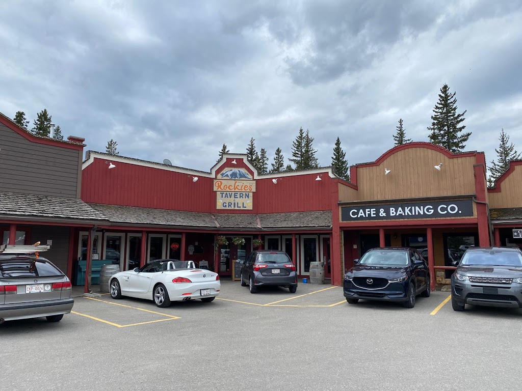 Rockies Tavern & Grill | 7 Balsam Ave #404, Bragg Creek, AB T0L 0K0, Canada | Phone: (403) 949-2859