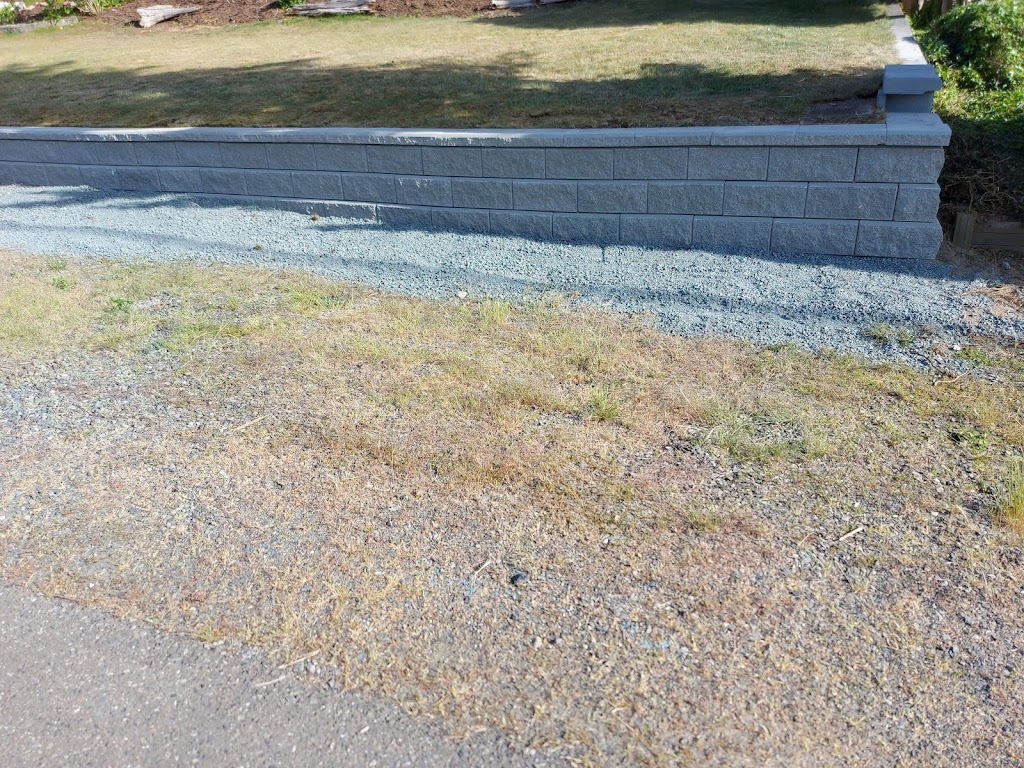 Kings and Queens landscaping and property maintenance | 1855 Martini Way, Qualicum Beach, BC V9K 2S3, Canada | Phone: (236) 463-1978