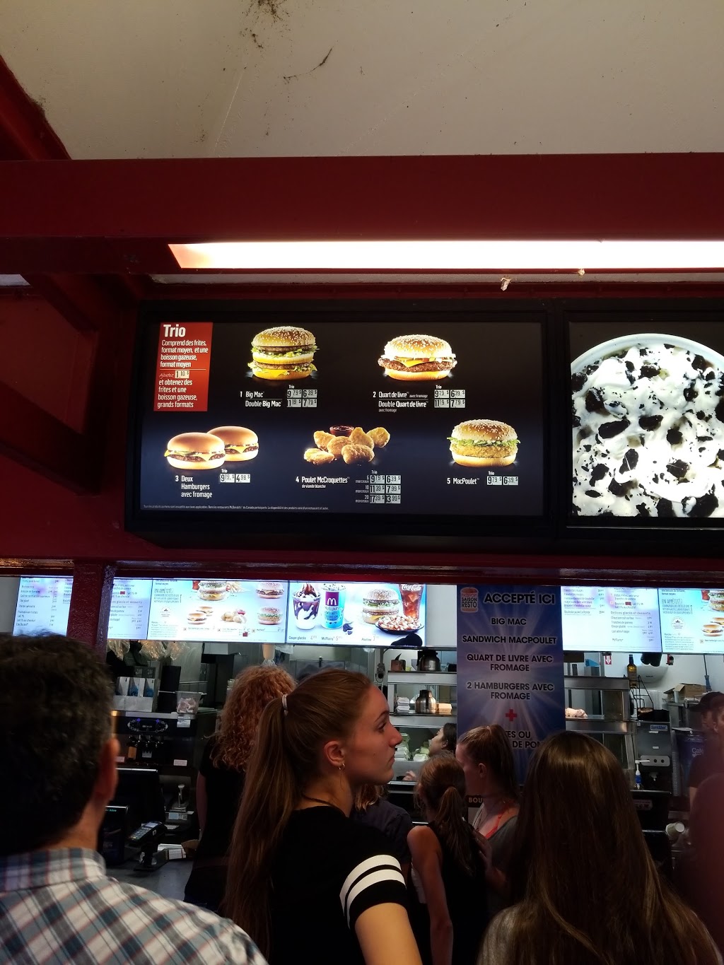 McDonalds | Conc. 0-208, Monde Des Petits, La Ronde, Montreal, QC H3C 1A9, Canada | Phone: (514) 393-9171