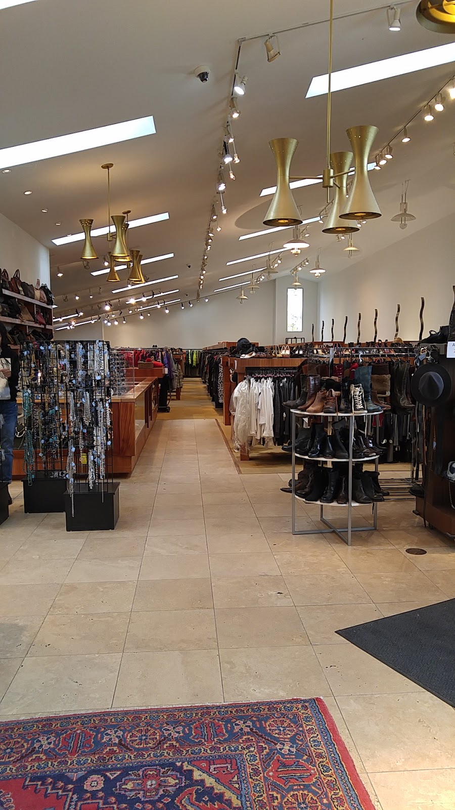 Vespucci | 8244 Elbow Dr SW, Calgary, AB T2V 1K4, Canada | Phone: (403) 252-9558