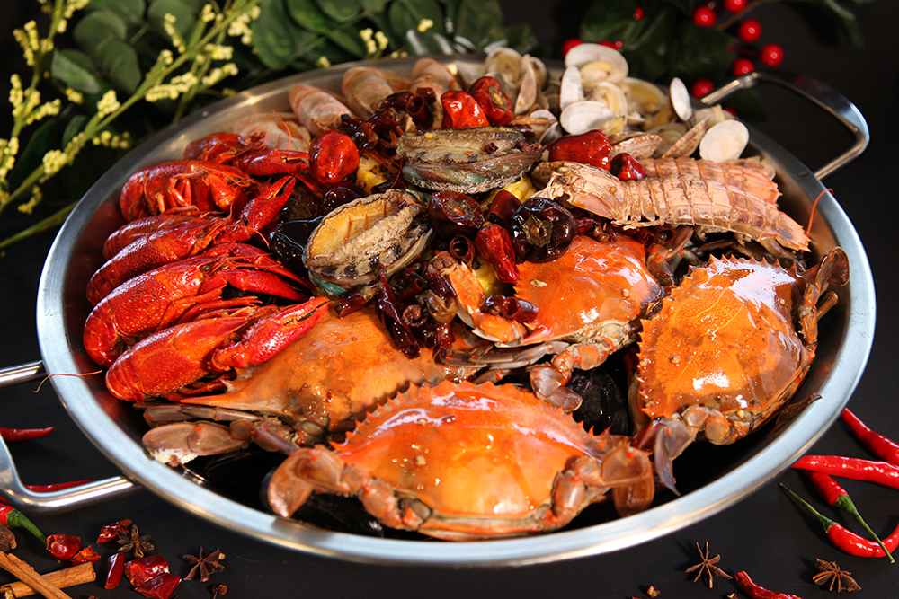 柳七爷麻辣小龙虾 Spicy Uncle | 4733 Steeles Ave E, Scarborough, ON M1V 4S5, Canada | Phone: (416) 297-7878