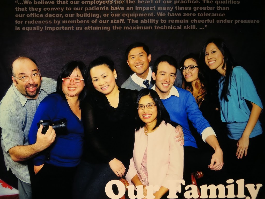 iSight Family Eye Care | 1065 Canadian Pl #108, Mississauga, ON L4W 0C2, Canada | Phone: (905) 238-8840