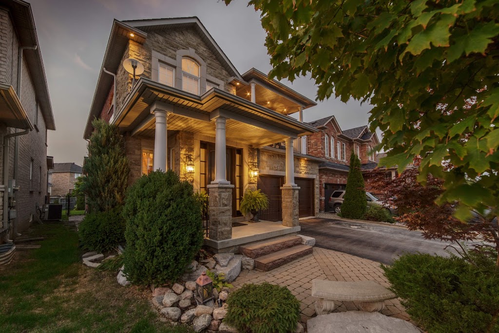 Realtor Anthony Caputo | 44 Queen St N, Bolton, ON L7E 1B9, Canada | Phone: (416) 938-7771