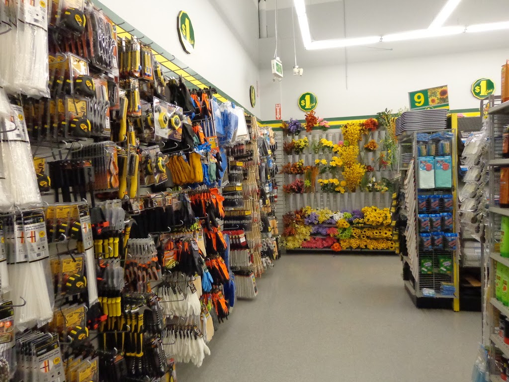 Dollarama | Garibaldi Village Shopping Centre, 40198 Glenalder Pl, Squamish, BC V8B 0G2, Canada | Phone: (604) 898-1935