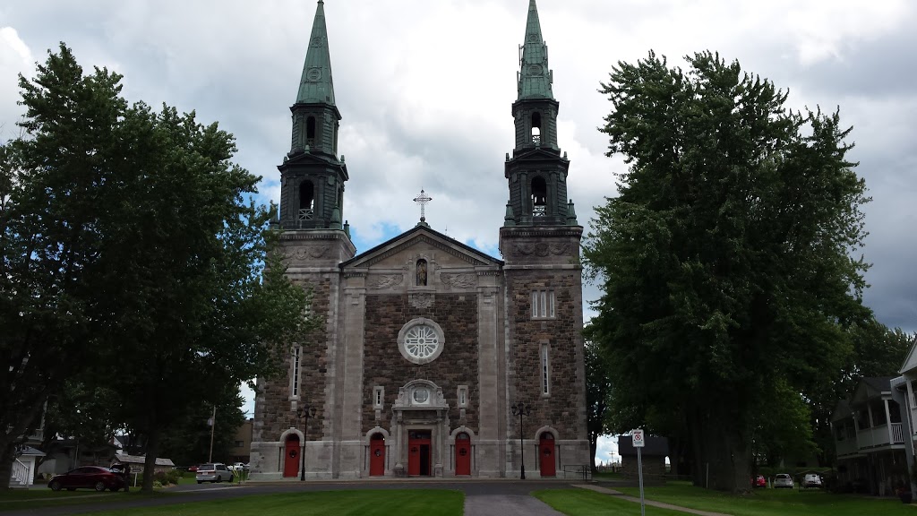 Presbytere St-Denis | 636 Chemin des Patriotes, Saint-Denis-sur-Richelieu, QC J0H 1K0, Canada | Phone: (450) 787-2020