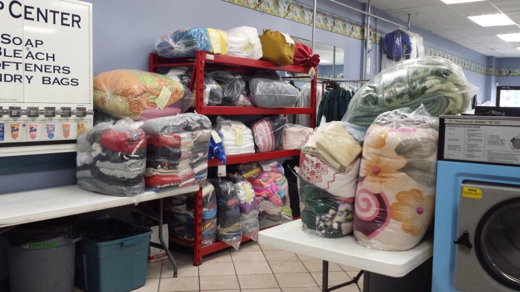 Eco Fresh Coin Laundry and Dry Cleaning | 2325 Hurontario St #13, Mississauga, ON L5A 4K4, Canada | Phone: (905) 306-1280