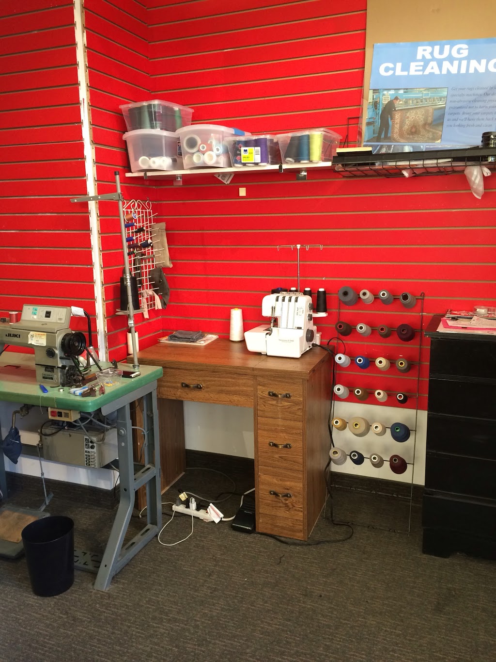 J&S Dry Cleaning & Alterations | 233 Fleming Dr, Milton, ON L9T 5X9, Canada | Phone: (905) 462-5918