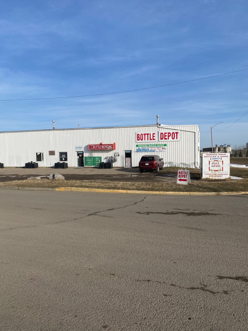 Innisfail Bottle Depot | point of interest | 4412 51 St, Innisfail, AB T4G 1P7, Canada | 4032272994 OR +1 403-227-2994