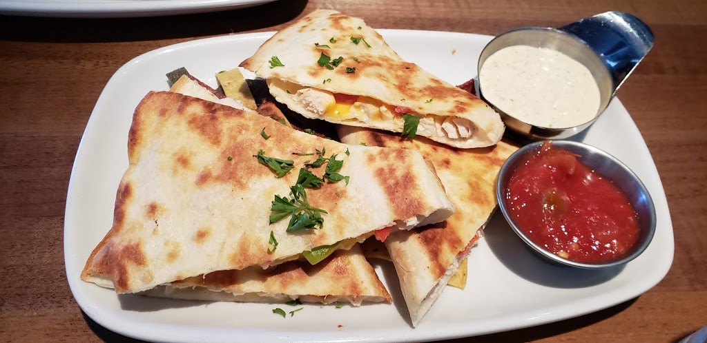 Marios Kitchen | 1105 56 St, Delta, BC V4L 2A2, Canada | Phone: (604) 943-4442