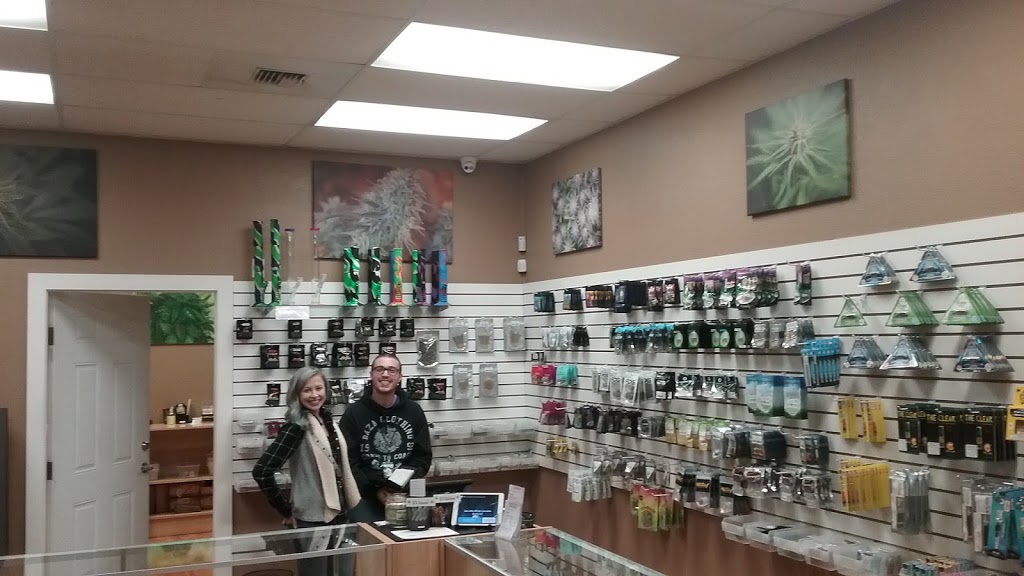 The Pot Shop Bellingham | 2119 Lincoln St, Bellingham, WA 98225, USA | Phone: (360) 671-0111