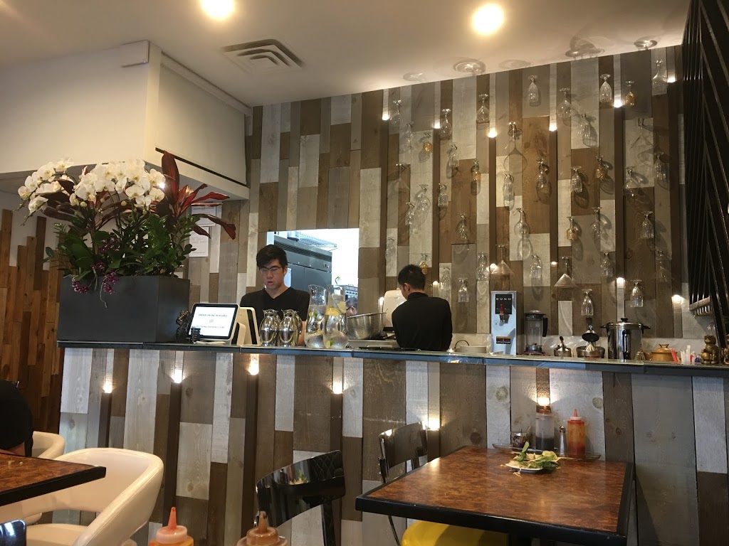 Pho Hung “ The Hero” | 16033 108 Ave, Surrey, BC V2Y 1P2, Canada | Phone: (604) 580-2167