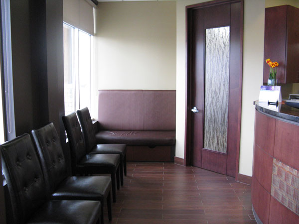 Fifth Avenue Dental Clinic | 2007 120 Fifth Ave, Cochrane, AB T4C 0A4, Canada | Phone: (403) 800-3300