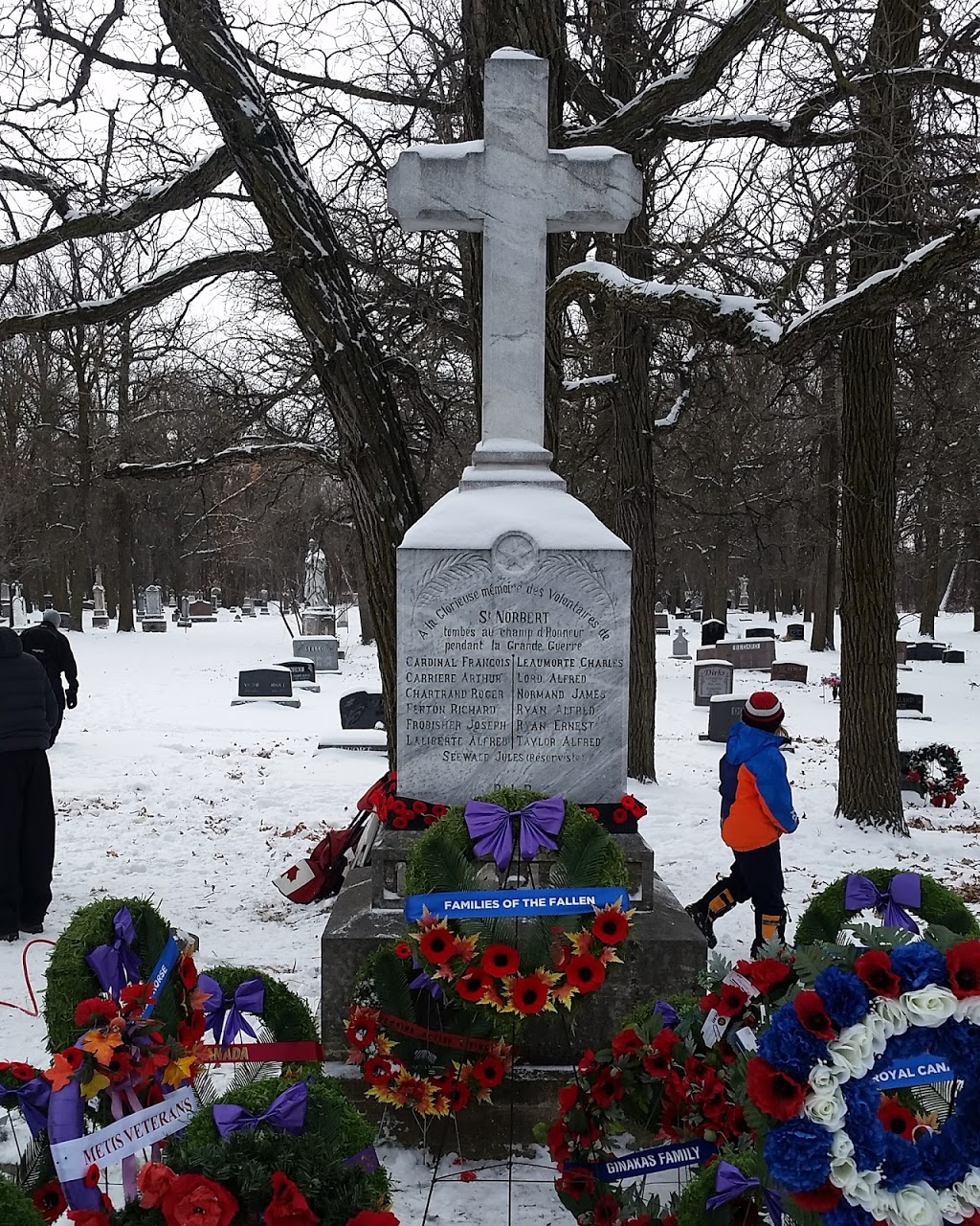 St. Norbert Cenotaph | 898-870 Avenue Ste Therese, Winnipeg, MB R3V 1H7, Canada