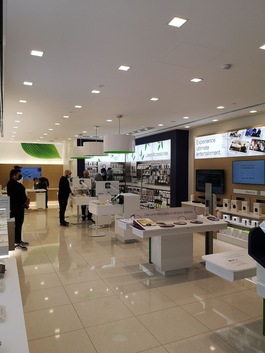 TELUS Store | 375 St Albert Trail #135, St. Albert, AB T8N 3K8, Canada | Phone: (780) 458-2446