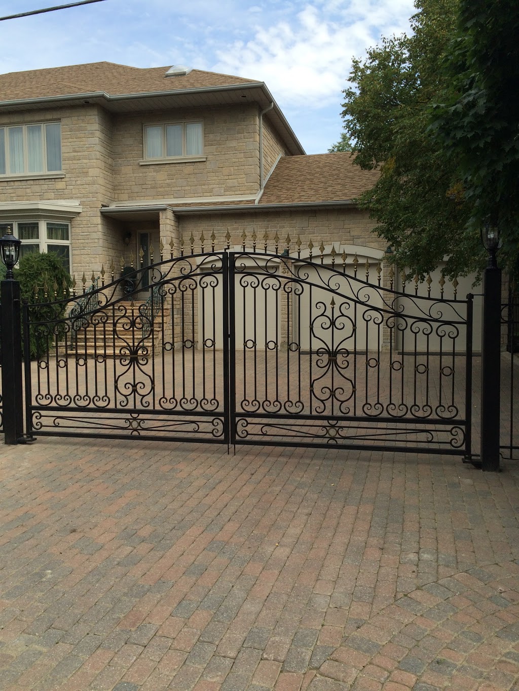 Master Iron Stairs & Fence | 11 Creditstone Rd #3, Concord, ON L4K 1N4, Canada | Phone: (905) 738-8869