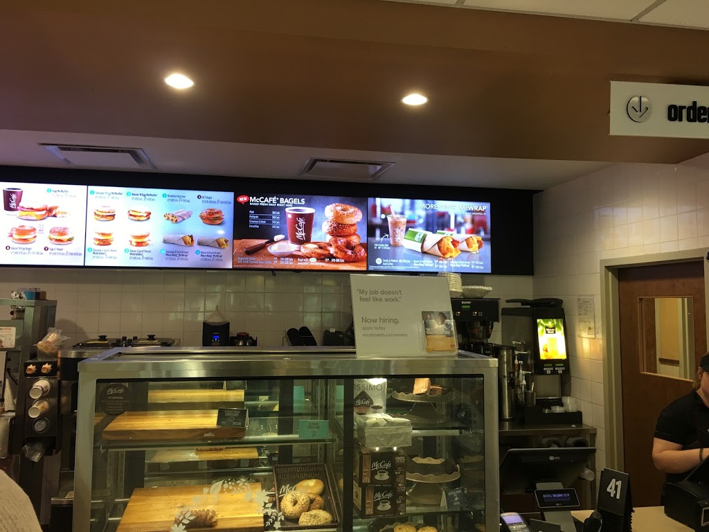 McDonalds | 5776 Ladner Trunk Rd, Delta, BC V4K 1X6, Canada | Phone: (604) 940-3770