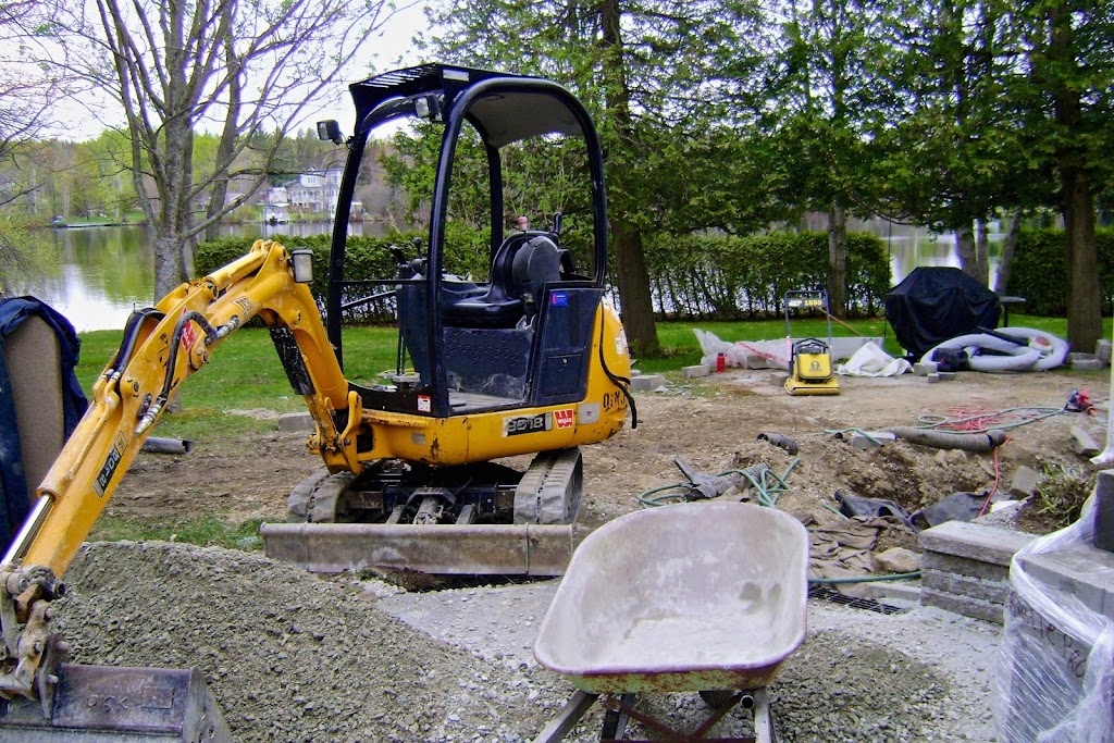 A.L.C. Lawn Care and Landscaping | Grovehill Rd, Bowser, BC V9K 2A3, Canada | Phone: (250) 508-5912