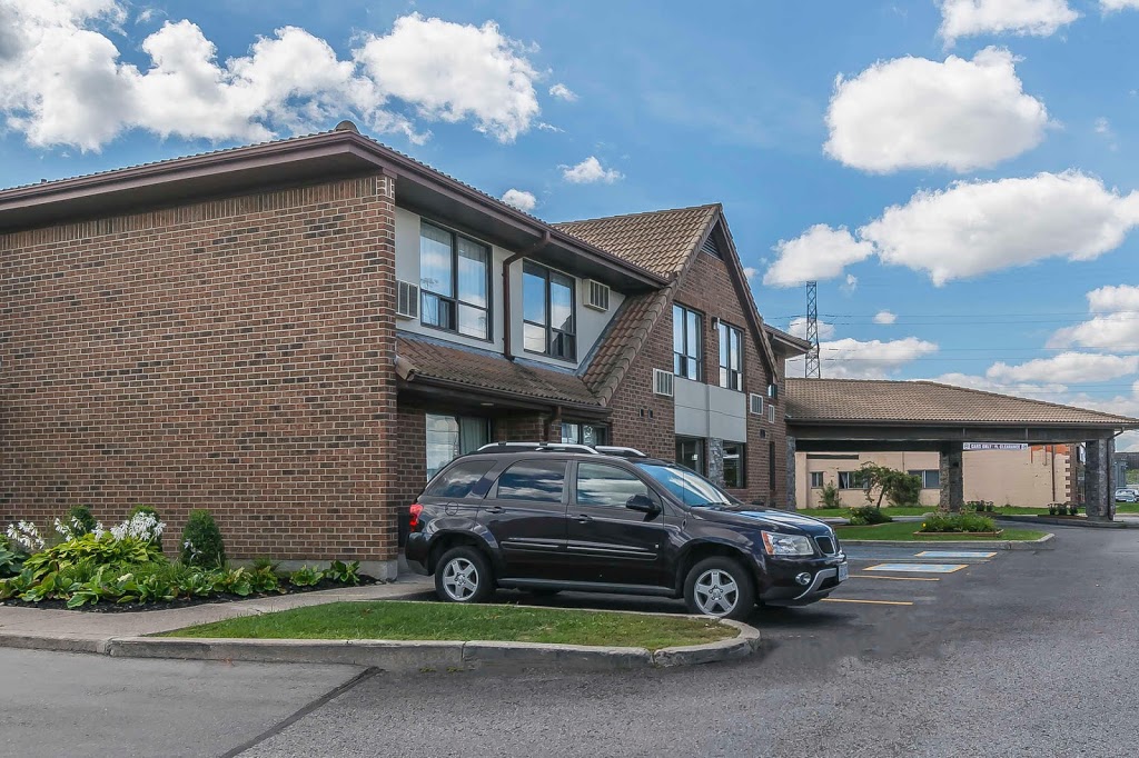Comfort Inn | 605 Bloor St W, Oshawa, ON L1J 5Y6, Canada | Phone: (905) 434-5000