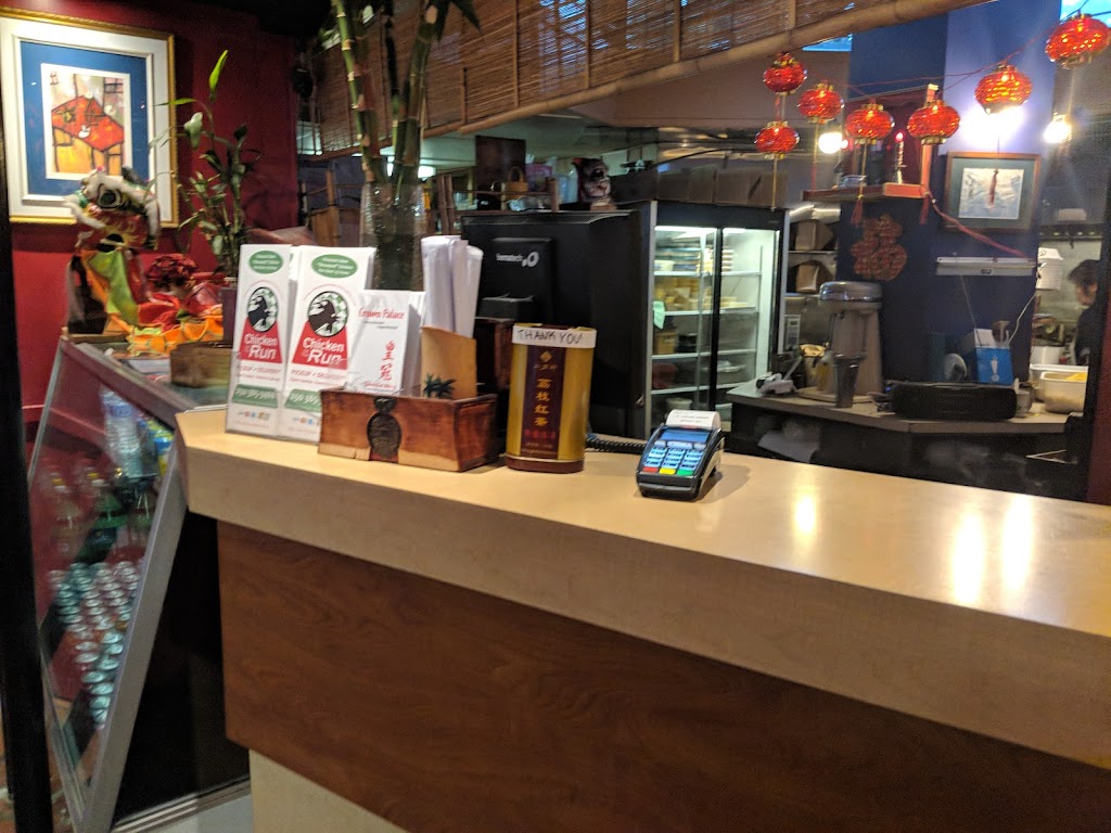 Chicken on the Run | 405 Craigflower Rd, Victoria, BC V9A 2V7, Canada | Phone: (250) 385-3468