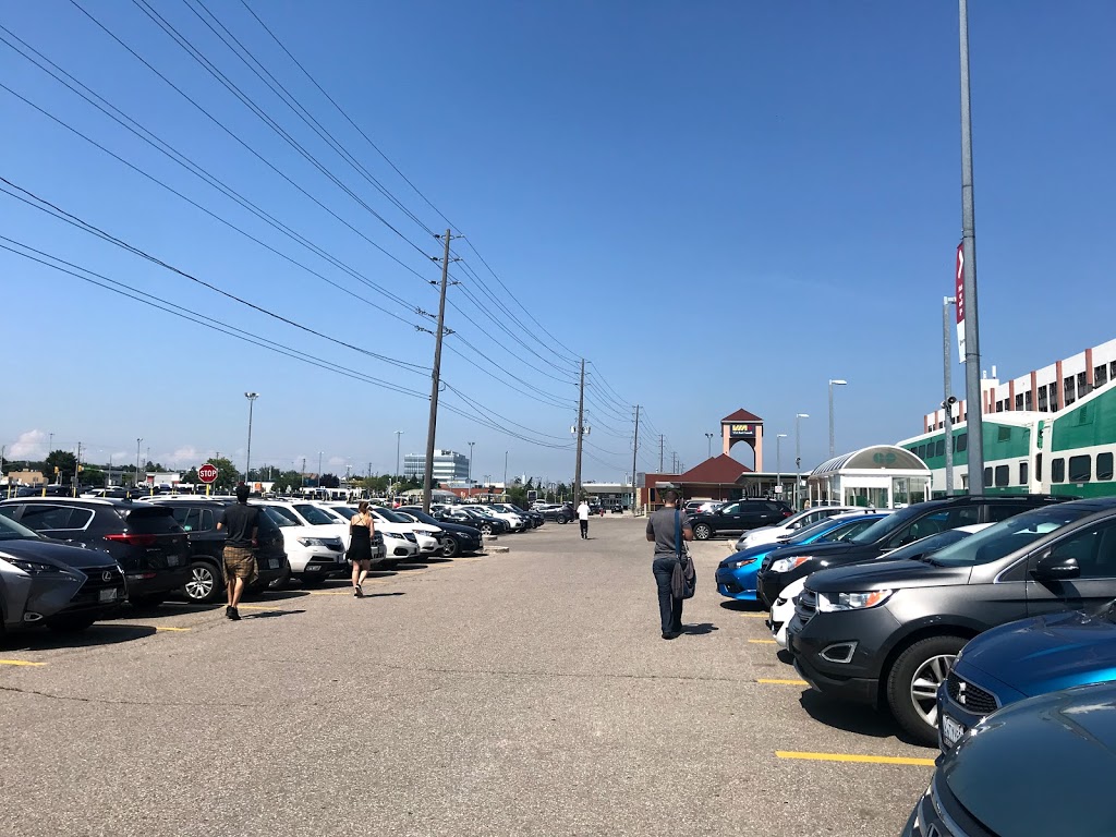 Oakville Go Station Parkade | 155 Cornwall Rd, Oakville, ON L6H 0E8, Canada | Phone: (416) 869-3200