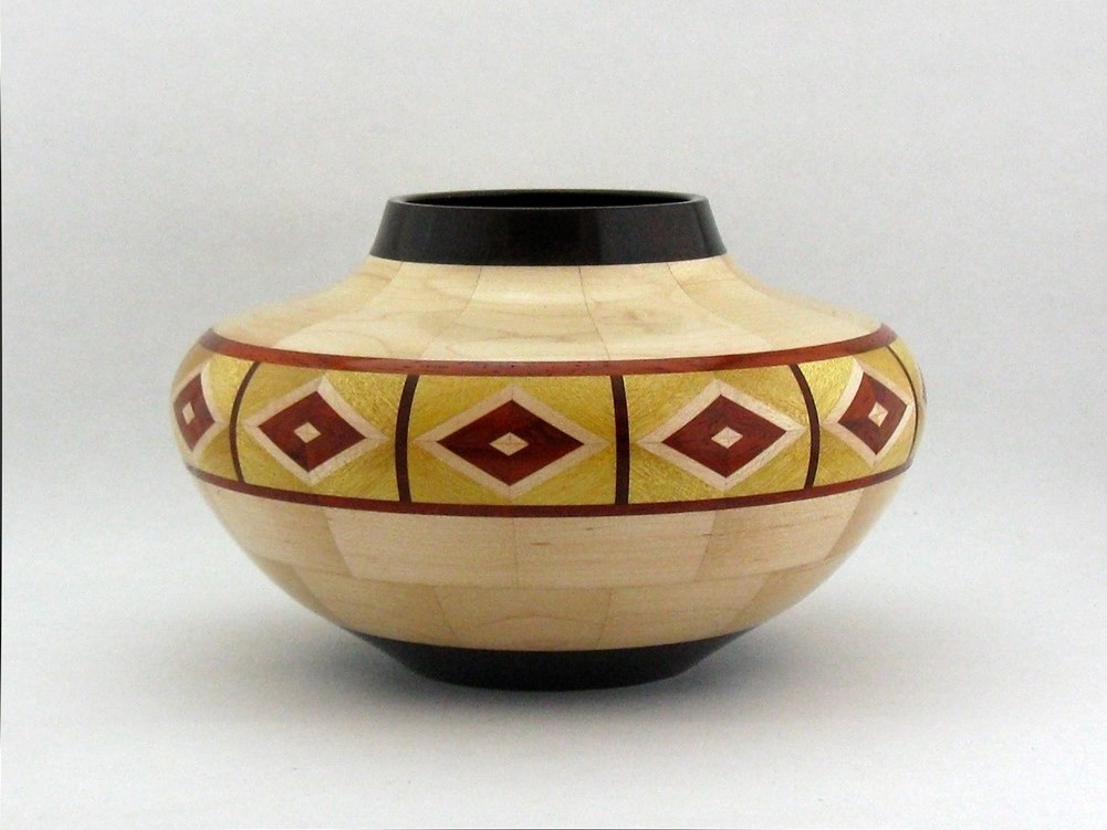 Gordon Marshall, Woodturner | 56 Elk Rd, Upper Tantallon, NS B3Z 1C5, Canada | Phone: (902) 826-1357