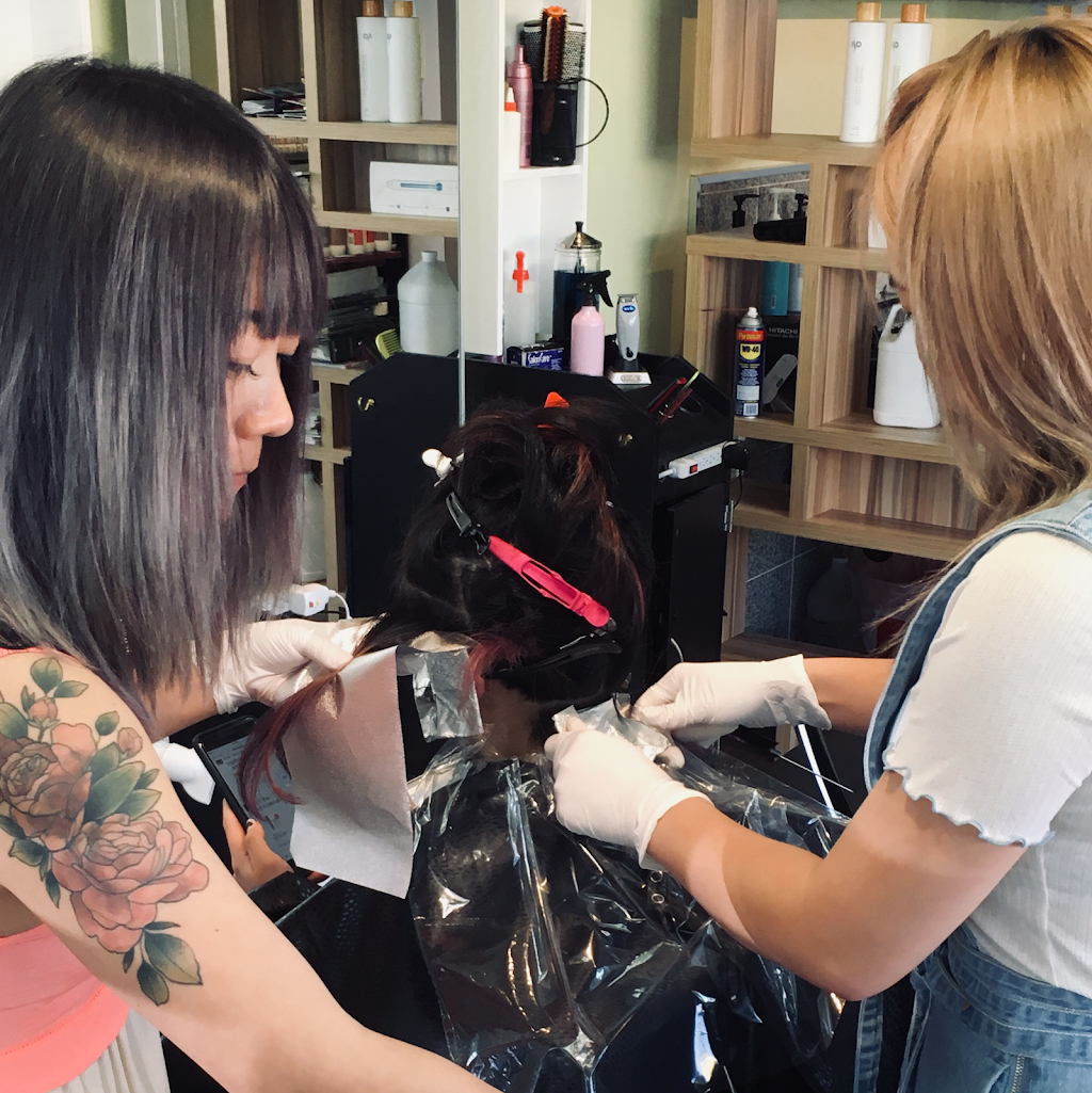 MAGIC MIRROR HAIR STUDIO | 218 2066 18 Ave NE, Calgary, AB T2E 8N5, Canada | Phone: (403) 717-4337