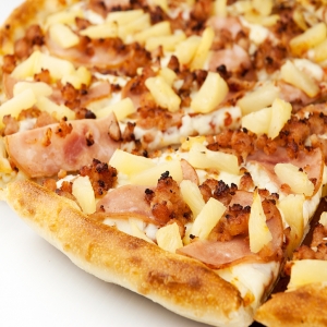 Maple Pizza | 10063 117 St, Surrey, BC V3V 2V9, Canada | Phone: (604) 582-0006
