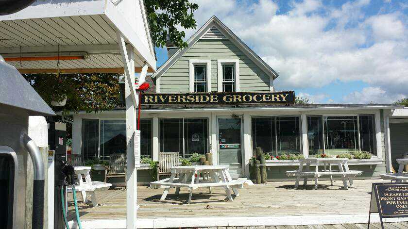 Riverside Grocery | 7650 S Channel Dr, Harsens Island, MI 48028, USA | Phone: (810) 748-8805