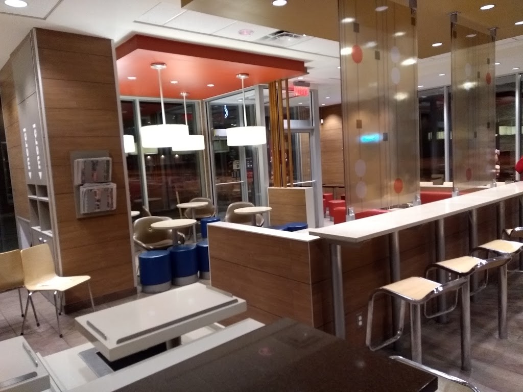 McDonalds | 379 Rue Child, Coaticook, QC J1A 2B5, Canada | Phone: (819) 849-0180