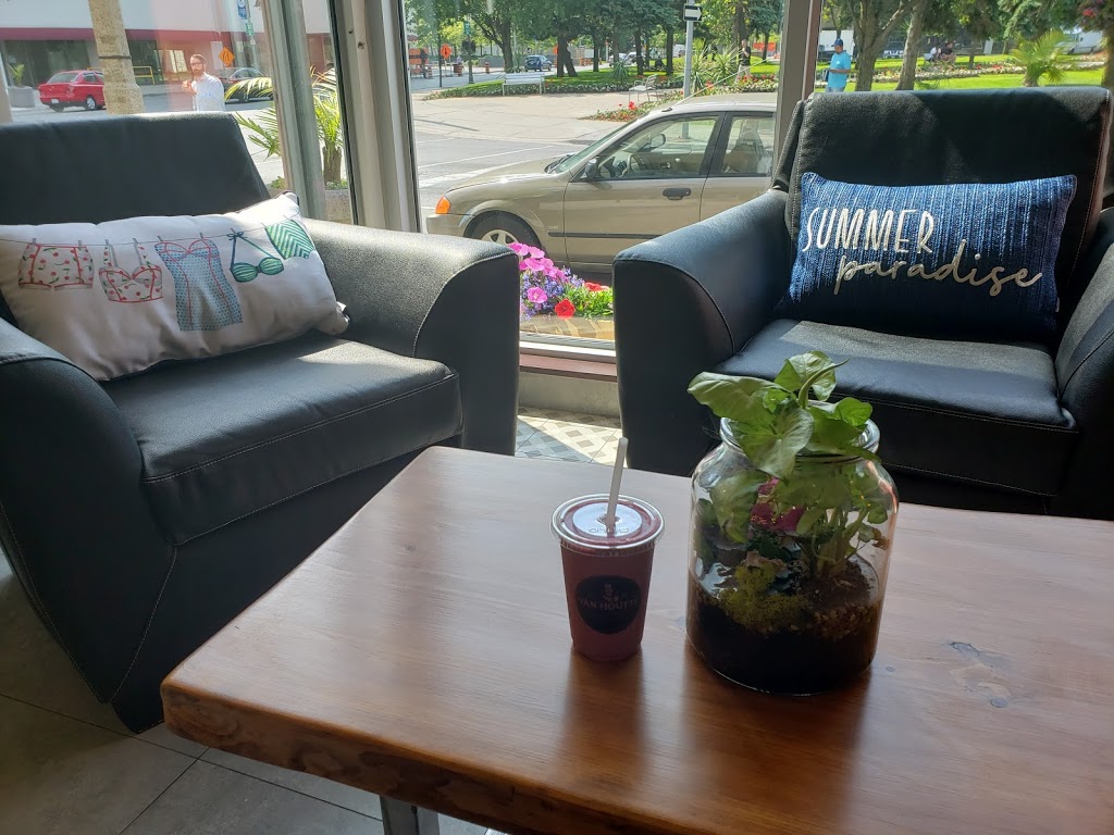 Cafe Oshawa House | 62 King St W, Oshawa, ON L1H 1A6, Canada | Phone: (905) 240-7355