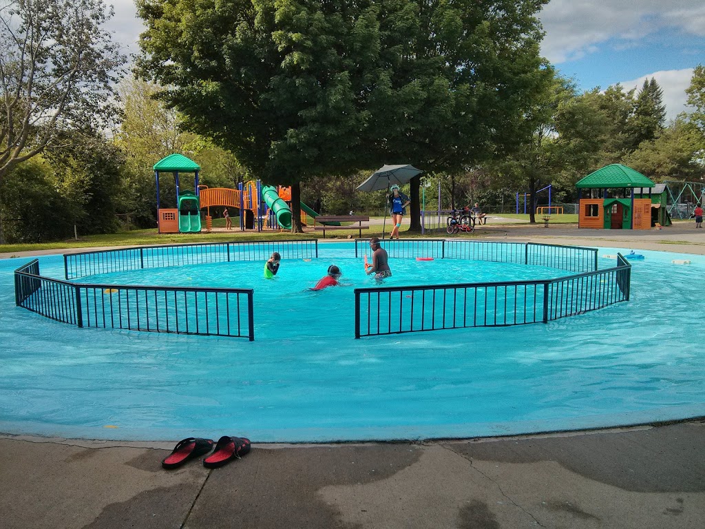 Heron Park | 999 Heron Rd, Ottawa, ON K1H, Canada | Phone: (613) 247-4808