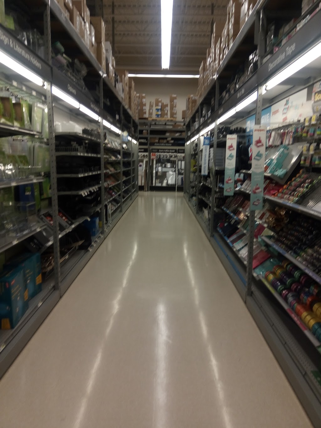 Staples | 1-181 Damascus Rd, Bedford, NS B4A 0C2, Canada | Phone: (902) 835-4089