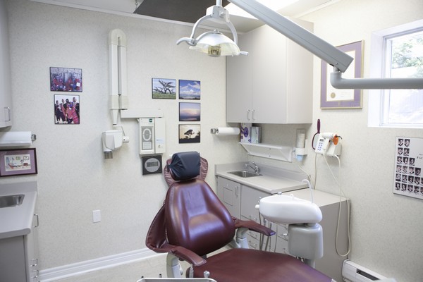 Blatt Family Dental | dentist | 1244 King St W, Toronto, ON M6K 1G5, Canada | 4165362626 OR +1 416-536-2626