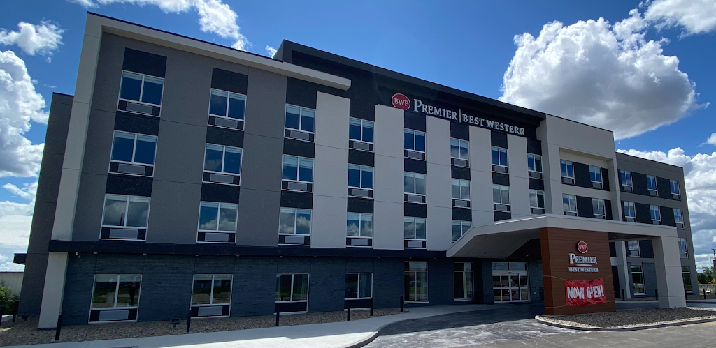 Best Western Premier Prince Albert | 313 39 St W, Prince Albert, SK S6W 1A1, Canada | Phone: (306) 703-0308