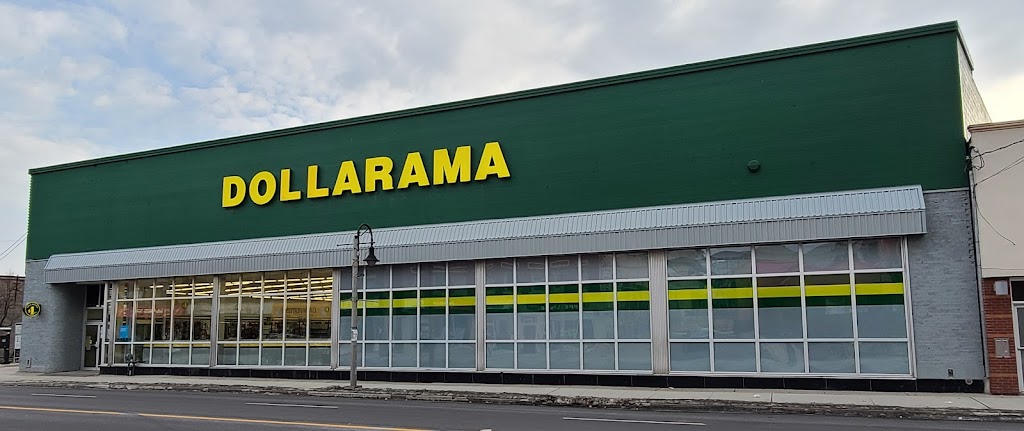 Dollarama | 1966 Weston Rd, York, ON M9N 1W2, Canada | Phone: (416) 242-6763