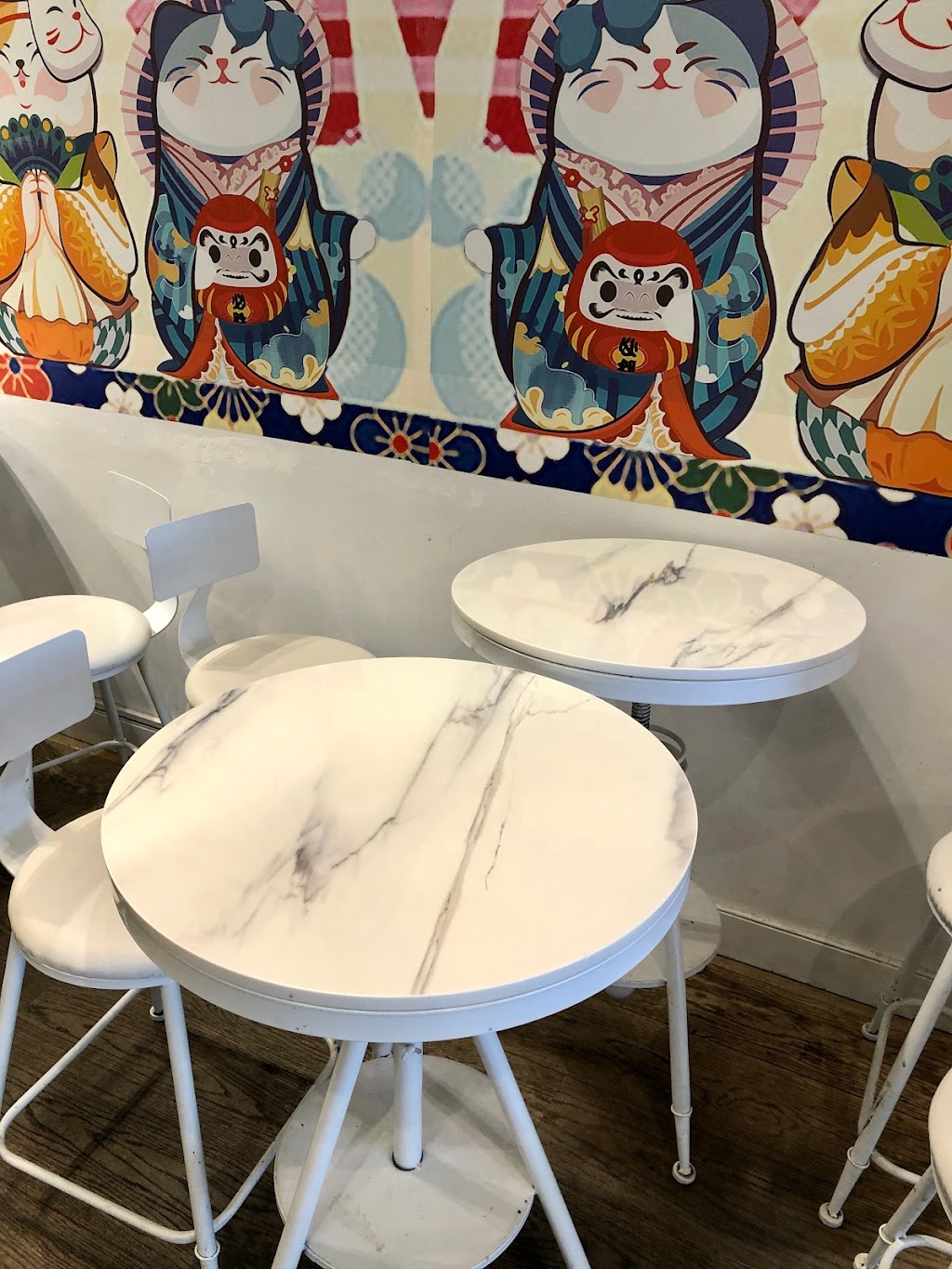 Yummy Q | 2-338 10 St NW, Calgary, AB T2N 1V8, Canada | Phone: (403) 245-6778