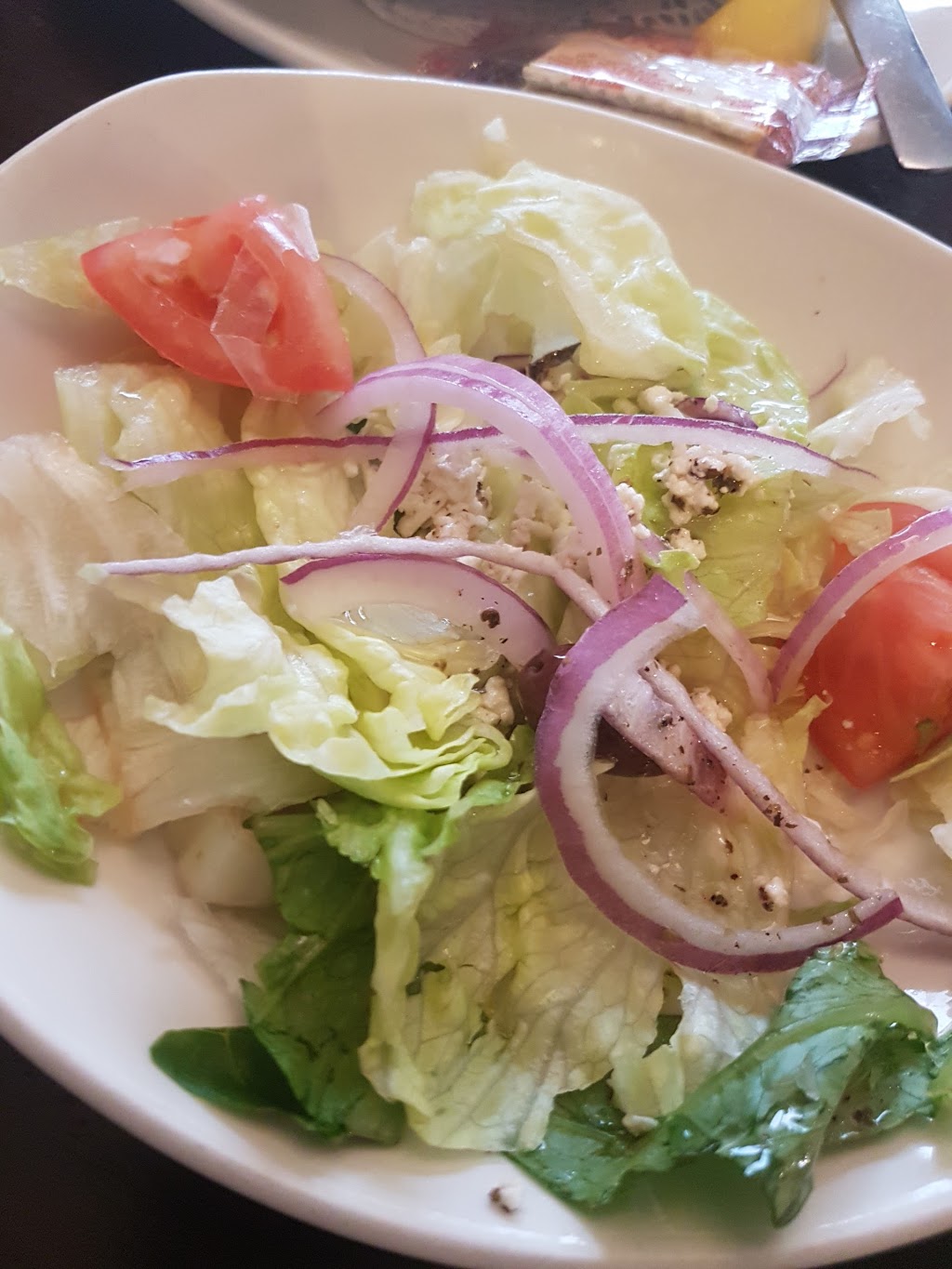 Sotiris Greek Restaurant | 3135 Harvester Rd, Burlington, ON L7N 3N8, Canada | Phone: (905) 634-8813