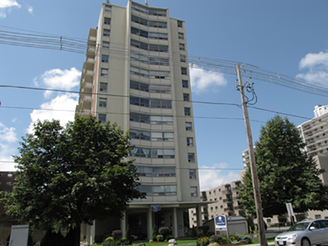 Somerset Place London | 1209 Richmond St, London, ON N6A 3L7, Canada | Phone: (519) 438-8801