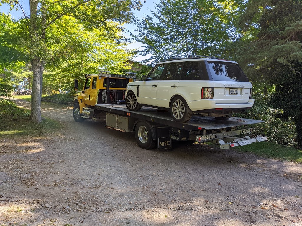 Kellys Towing | 2240 Ridge Rd, Grand Pré, NS B0P 1M0, Canada | Phone: (902) 678-5252