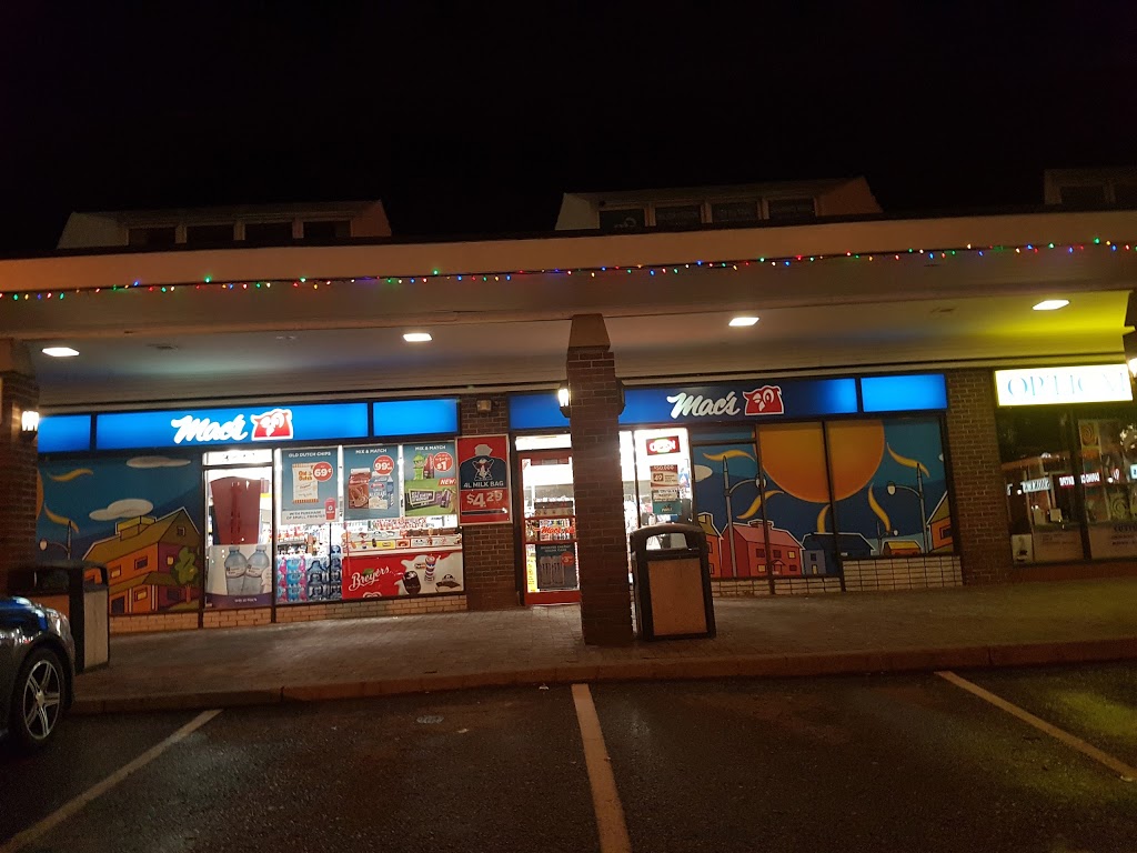 Beckers | 3327 Bayview Ave, North York, ON M2K 1G4, Canada | Phone: (416) 225-5192