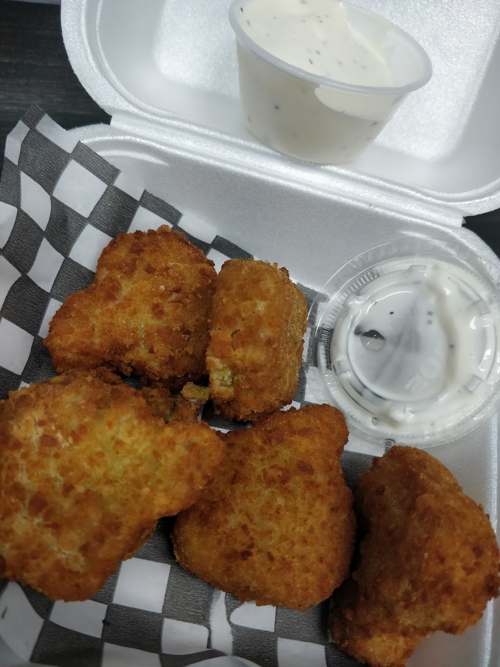 Amazing wings guys | 14011 Old Scugog Rd, Blackstock, ON L0B 1B0, Canada | Phone: (905) 982-0660