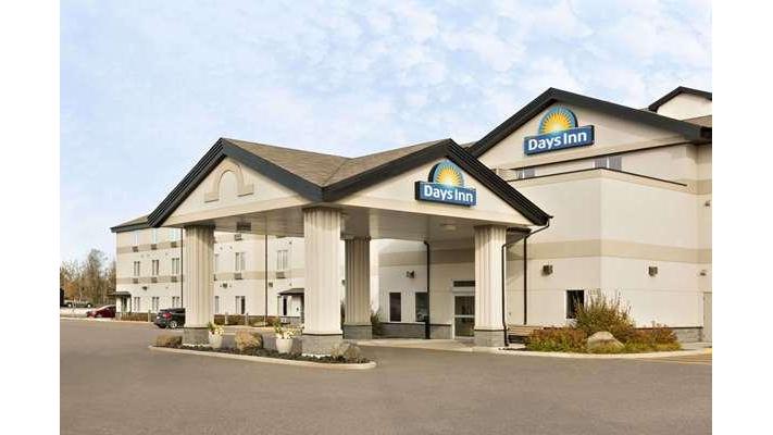 Days Inn by Wyndham Thunder Bay North | 1250 Golf Links Rd, Thunder Bay, ON P7B 0A1, Canada | Phone: (807) 344-3297