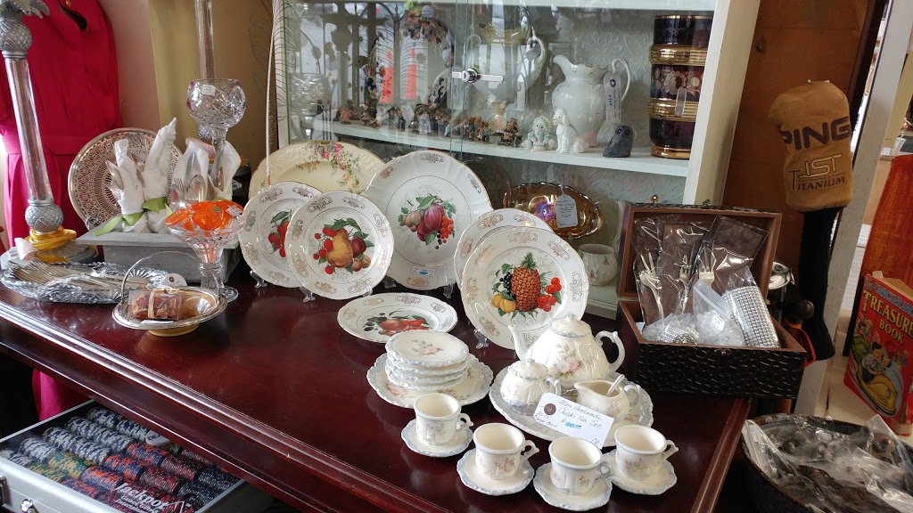 Port Perrys Vintage Market | 1894 Scugog St, Port Perry, ON L9L 1H7, Canada | Phone: (905) 982-8775
