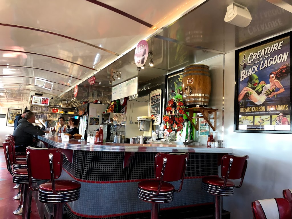 Starlite Diner Car | 1-3 Heritage Dr #1, Bowden, AB T0M 0K0, Canada | Phone: (403) 657-3503